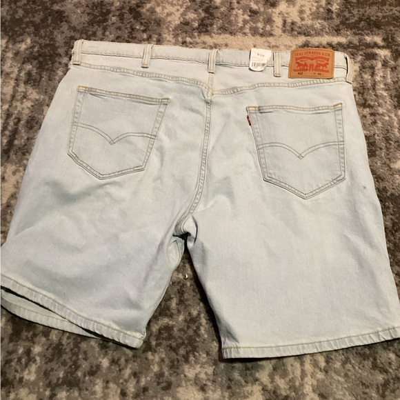 Levi’s Men’s 412 Slim Shorts Light Wash, Size 42, 9” - Picture 2 of 5